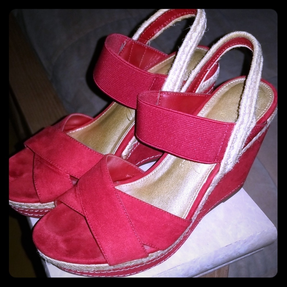 Red Studio Paolo Wedges